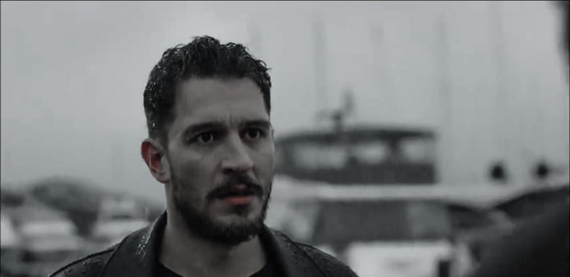 iyi geceler tabi ki böyle birşey mümkünse🤤 <a href="/UrazKa/">Uraz Kaygilaroglu</a>