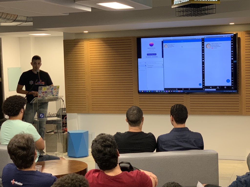 ReactRecife's tweet image. Talk do Pedro Santos sobre Aplicações offline first com React Native e RealmDB #react #reactnative #reactrecife #meetup