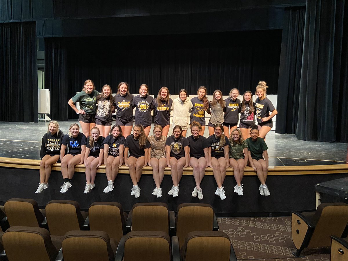 TBoltCheer's tweet photo. Fighting our way to a top spot this weekend! No practices left and it’s time to LST!!!! ⚡️⚡️
#LST20 #state2020 #0practicesleft https://t.co/3hlKWN5rcV