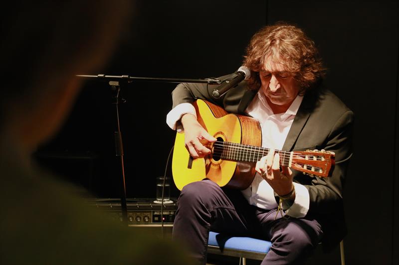 jocelioleal's tweet photo. Cocoricó Festival, no Cantinho do Frango, terá Toninho Horta https://t.co/pY9gmgObWs #toninhohorta #cocoricofestival #cantinhodofrango #chickenslittlecorner #faustonilo #jorgehelder https://t.co/2X888QkTvP