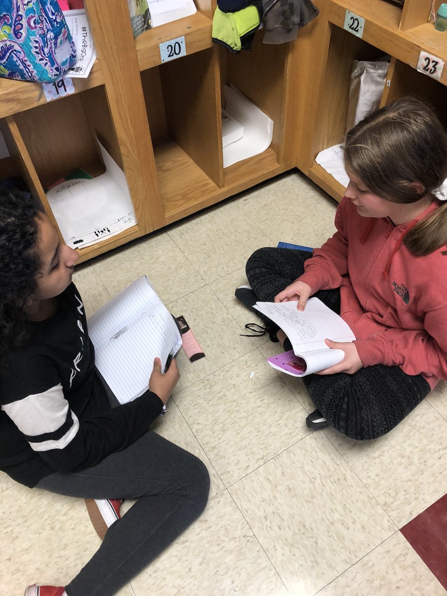 Today we discussed how our characters face literal and metaphorical dragons!!! <a href="/CESCowboys/">Colleyville Elementary School</a> @CESShimmick #WeAreGCISD