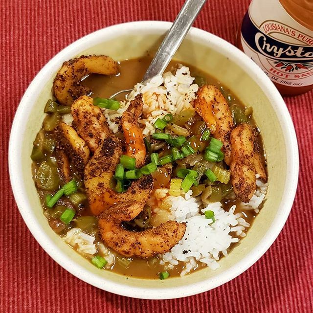 Vegan Gumbo made with @allvegetarianinc Vegan Shrimp 2.0! Easy to pan fry, bread and deep fry or air fry, it's so very versatile! Everyone is going vegan in 2020, how about you? 🍤😉
💯💯💯
#veganaustin #austinvegan  #veganatx #austinvegans #atx  #austin #atxvegan #atxvegans …
