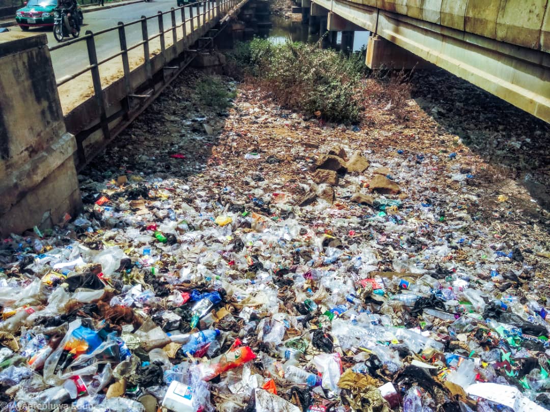 NestChange's tweet photo. This was found near a water body ready to find its way into the water. The site is Lafenwa, Ogun State, Nigeria. We call on the government of Ogun State to render a solution to this.  @Ebunayo @GretaThunberg @dabiodunMFR @SaveOgunState @OGSGofficial @bolajioyeleye https://t.co/wfLbKPVNtP