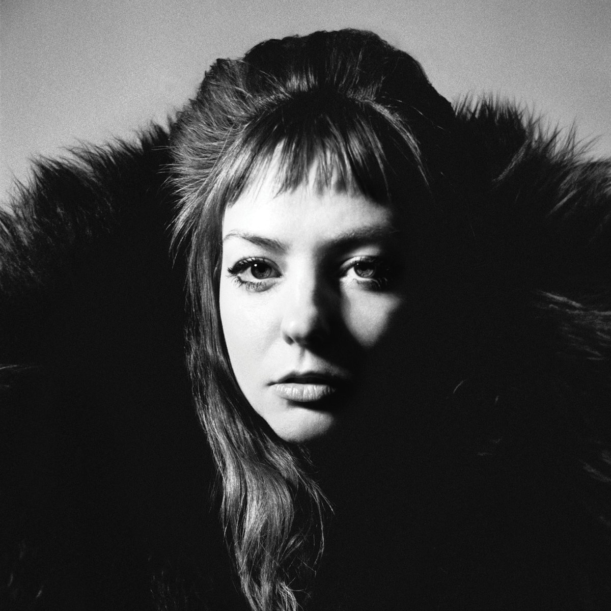 VinylLoop's tweet photo. Grab the latest limited release vinyl from Vinyl Loop now: Angel Olsen, All Mirrors (crystal clear vinyl); and DIIV, Deceiver (grey marble vinyl)!!! https://t.co/9EkhzbXkXA
