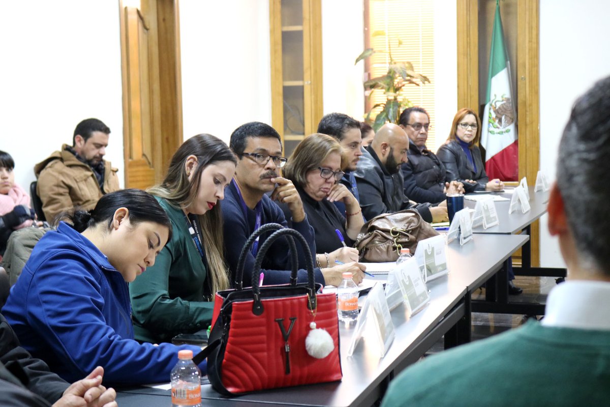 stpschihuahua's tweet image. #ProJAM | El Programa de Atención a Personas Jornaleras Agrícolas Migrantes tuvo su primera sesión de trabajo del 2020. Las 24 dependencias que integran la mesa se dieron cita para establecer los compromisos para este año que comienza. 

#UnidosConValor