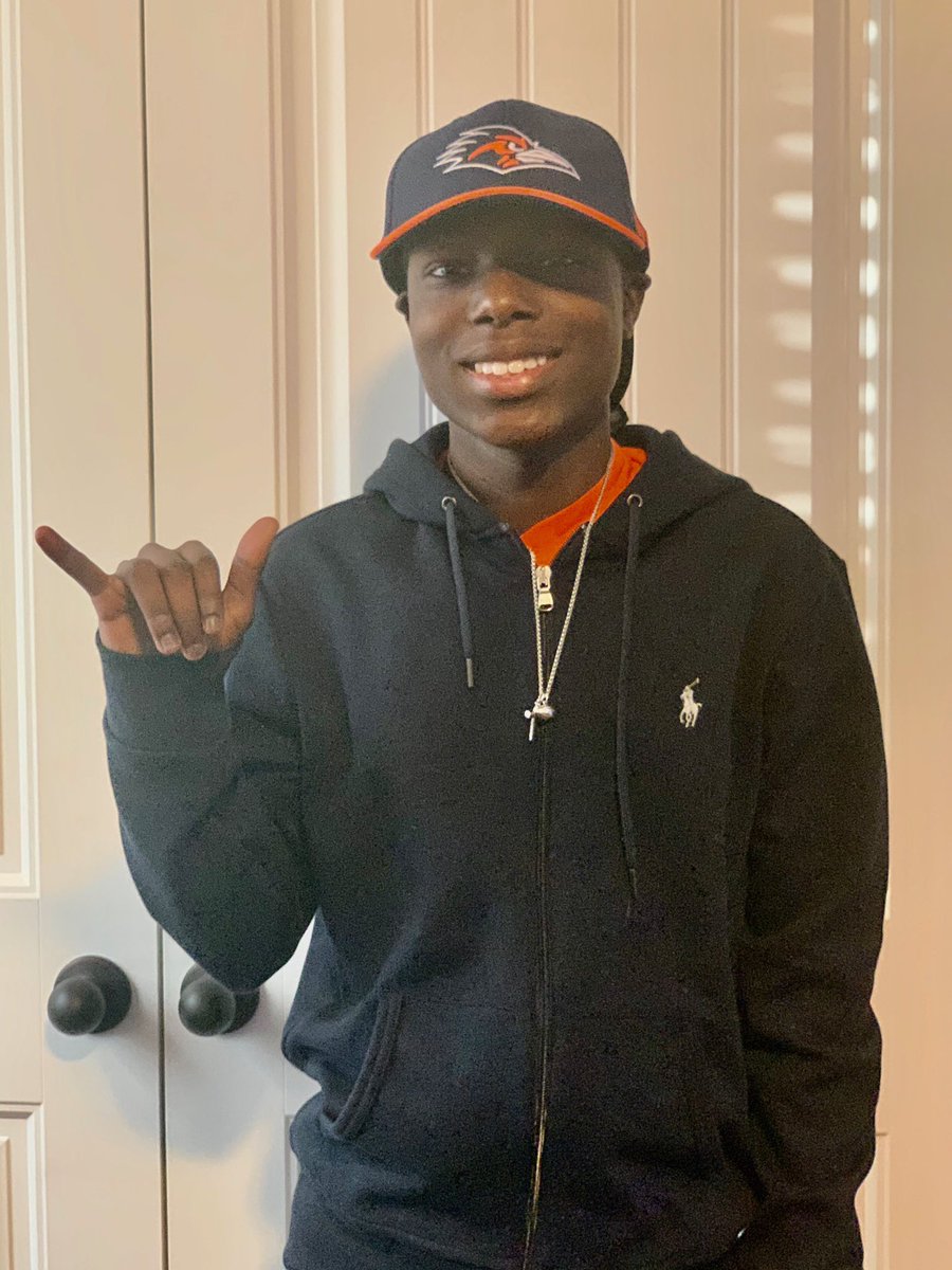 Bryce Wisdom looks way better rocking the Bird Cap than I do!! His smile is so powerful. Please continue to pray for Bryce and his family. #BryceStrong