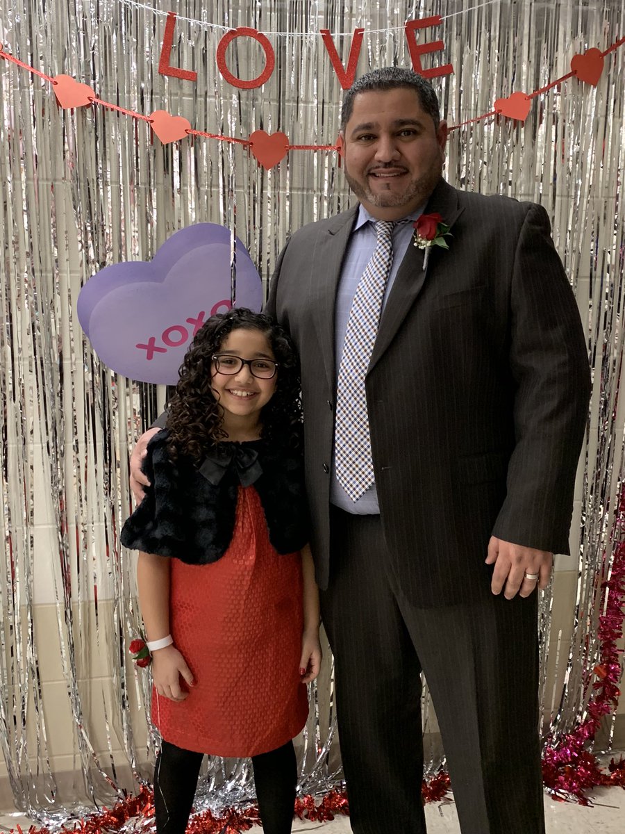 MrsBly_MECC's tweet image. It was a “sweet” night at the @MeccPto 2nd grade Sweetheart Dance!💕 @MasonSchools