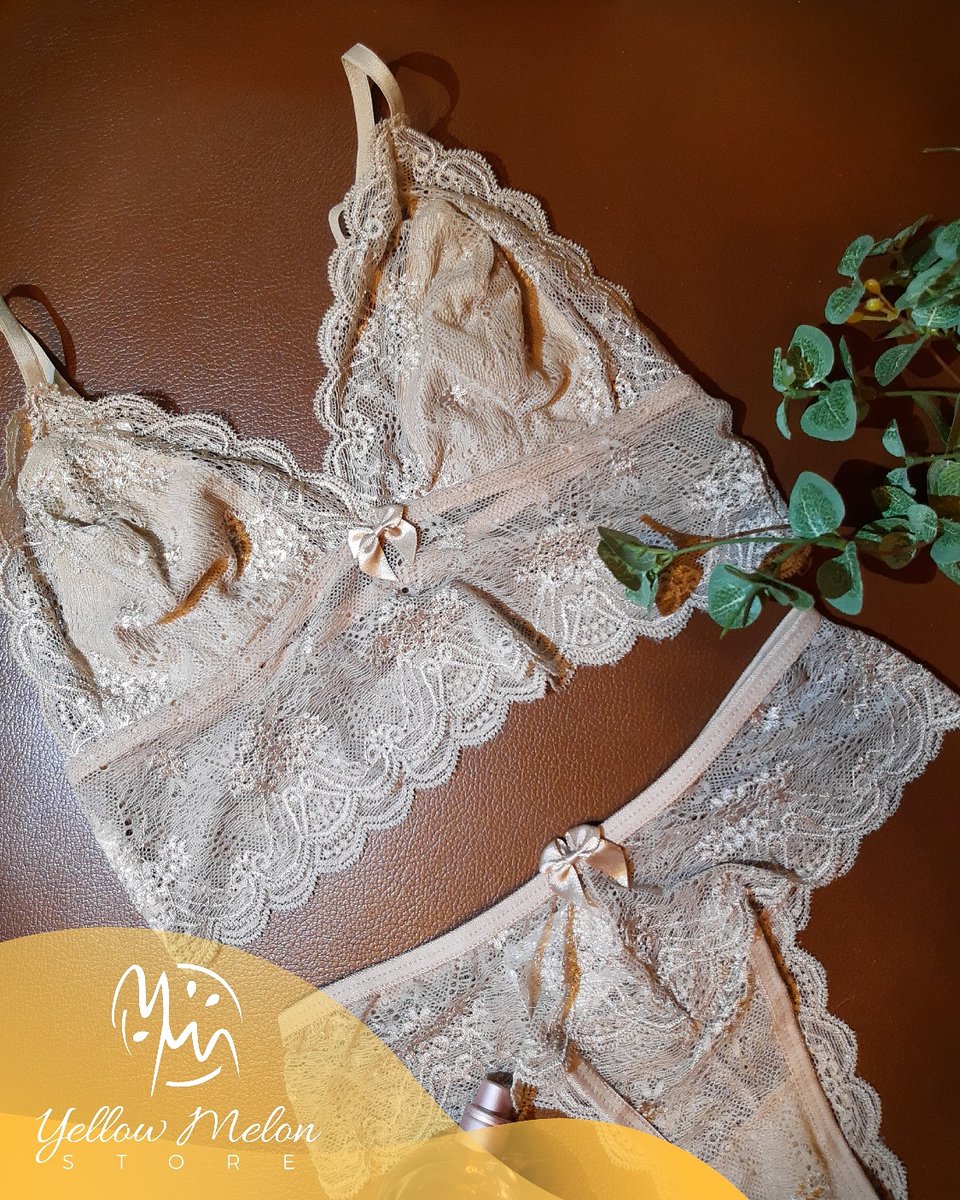 StoreMelon's tweet image. Depois de um bom dia de trabalho, nada melhor que uma lingerie confortável e uma ótima companhia 🥰
#lingerie #teresópolis #Yellowmelonstore