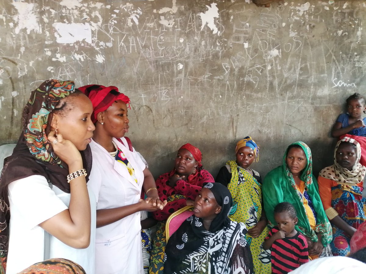 UnfpaComores's tweet photo. Grâce à la première sortie de la #clinque #mobile, une #femme à terme à #Limbi, a évité de justesse un #accouchement à domicile. Elle a été référée au centre de santé de #Domoni. @UNFPA_ESARO @serge_bounda @One_UN_Comoros @JulittaOnabanjo https://t.co/732LZFitgq