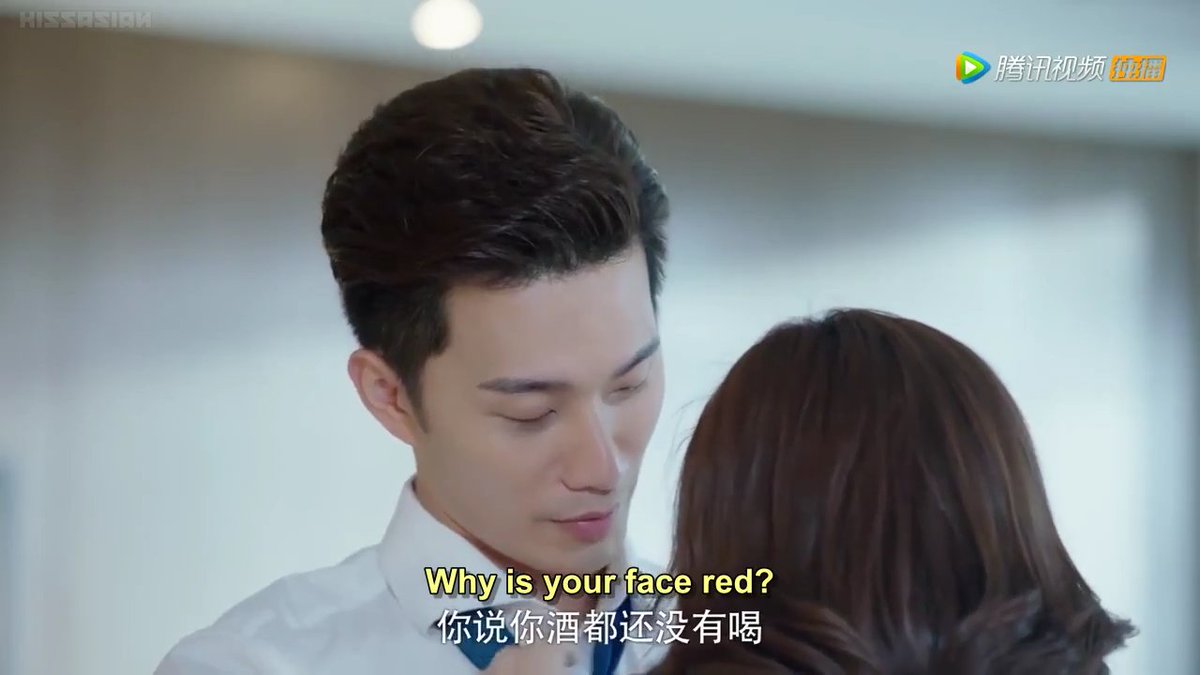 She pointed on his messy tie but wait BF wants you to fix it Flirty Leng  loves to tease her and their that kind of scene gives me butterflies  #MyGirlFriendIsAnAlien