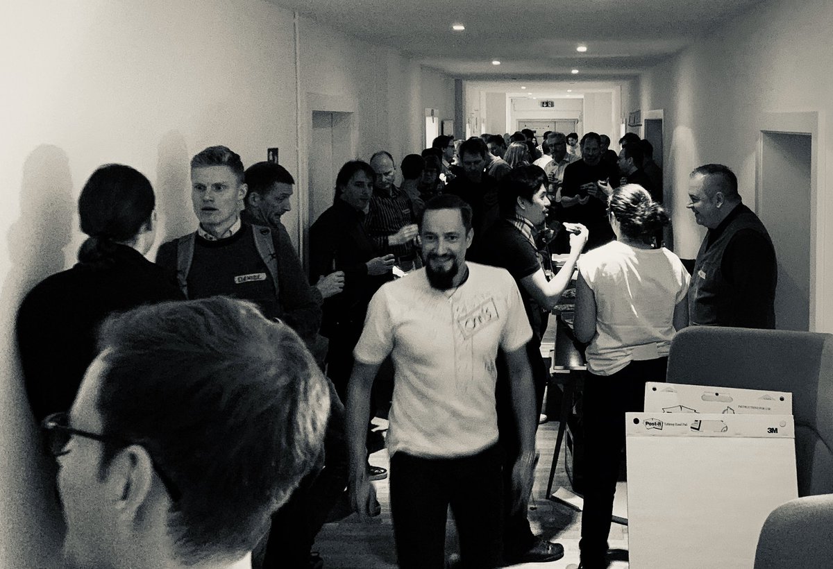 aigner_martin's tweet photo. Gestern auf dem #ossmuc ... mal wieder ein super Open Space! Mit vielen neuen und alten Teilgebern :-) #openspace https://t.co/uW32dIfGqV