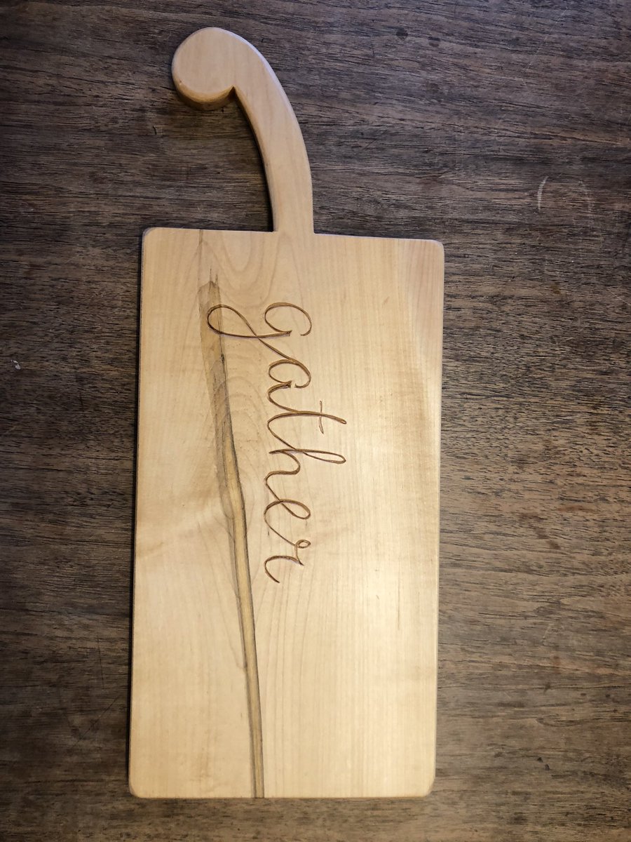 gvmcmillan's tweet photo. I carved a charcuterie board tonight.
#woodcarving #charcuterieboard #gvmstudio https://t.co/8lkjz0Fcri