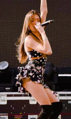 ExquisiteEyeful's tweet photo. I tend to be a little too extra when I know my hubby @ParodyHarry is watching. https://t.co/bbutQL5gI6