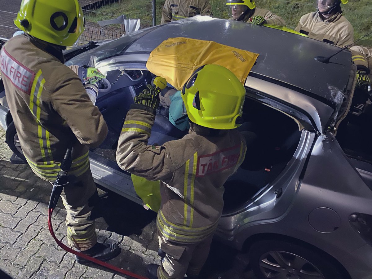 Powys Command (@commandpowys) on Twitter photo North Powys command staff held a 12 monthly development evening last night for firefighters from <a href="/NewtownFireStn/">Gorsaf Dan Y Drenewydd/Newtown Fire Station</a> <a href="/Machynllethfire/">Machynlleth Fire and Rescue Station</a> <a href="/LlanfyllinFire/">Llanfyllin Fire STN</a> & <a href="/LlanfairFire/">Llanfair Fire Stn</a> covering RTC and pumping skills, good standard and great effort from all, well done ✅ North Powys command staff held a 12 monthly development evening last night for firefighters from <a href="/NewtownFireStn/">Gorsaf Dan Y Drenewydd/Newtown Fire Station</a> <a href="/Machynllethfire/">Machynlleth Fire and Rescue Station</a> <a href="/LlanfyllinFire/">Llanfyllin Fire STN</a> & <a href="/LlanfairFire/">Llanfair Fire Stn</a> covering RTC and pumping skills, good standard and great effort from all, well done ✅