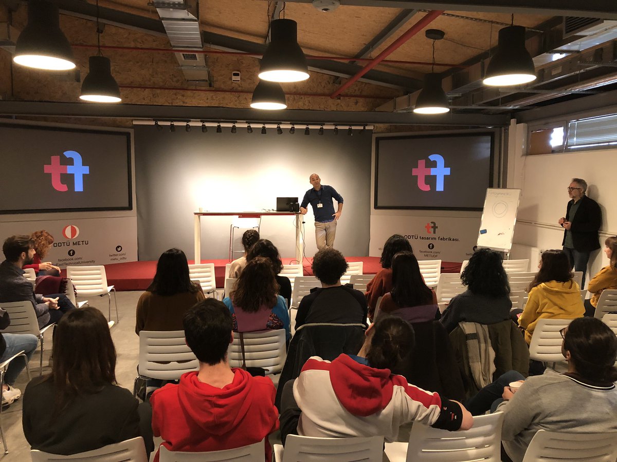 TRdeGirisim's tweet photo. Dönem başladı! #ODTÜTASARIMFABRIKASI'nda dönemin ilk #DTS dersini işliyoruz! Herkes tanışacak! #öğrenciler #sponsorlar #hocalar ve #problemler #InterdisciplinaryProblemSolving #BA4148 @metudf https://t.co/Ymk1OLDWiX
