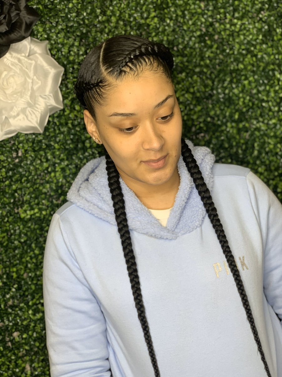 StylesByAmariP's tweet photo. ✨ Book ✌🏽Feed In Braids ‼️ 😊 👏🏽🤯🔥 🥰 
•
•
•
stylesbyamarip💋 #braids #fulanibraids #kstyles #braidsforwomen #braidsfordays #boxbraids #kinkytwist #lemonadebraids #kidsbraids #backtoschool #braidsforgirls  #okcstylist #tulsastylist #dallashairstylist #feeder https://t.co/iDe2A3FUIG