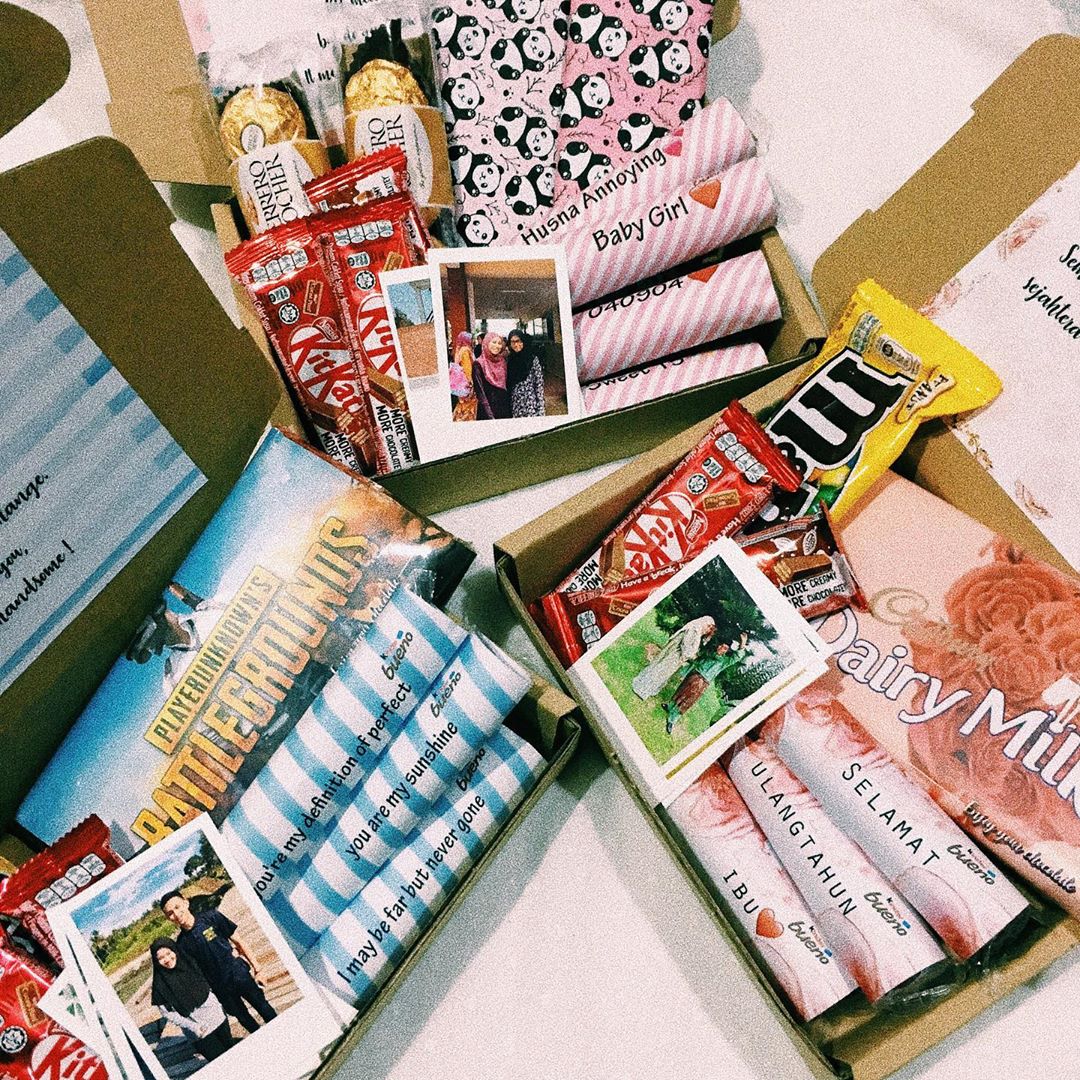 whatsinsideboxx's tweet photo. "hai awak, boleh bagi details tak, ada orang nak hadiahkan awak giftbox ni😊"

Rt untuk rezeki awak🤭mana tahu tiba² ayat ni terselit dekat dm awak😉❤ https://t.co/LdLguHzskI