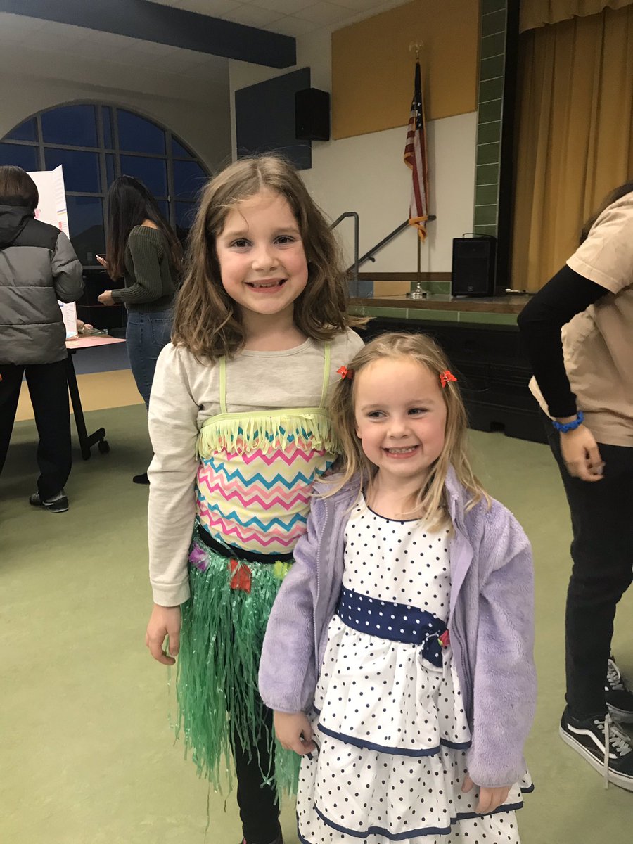 norris5th's tweet photo. What a great turn out for Multicultural Night! @Norris_Knights @friscoisd #FriscoFutureReady #NorrisRocks #embraceothers https://t.co/Vri5Y7ukWh