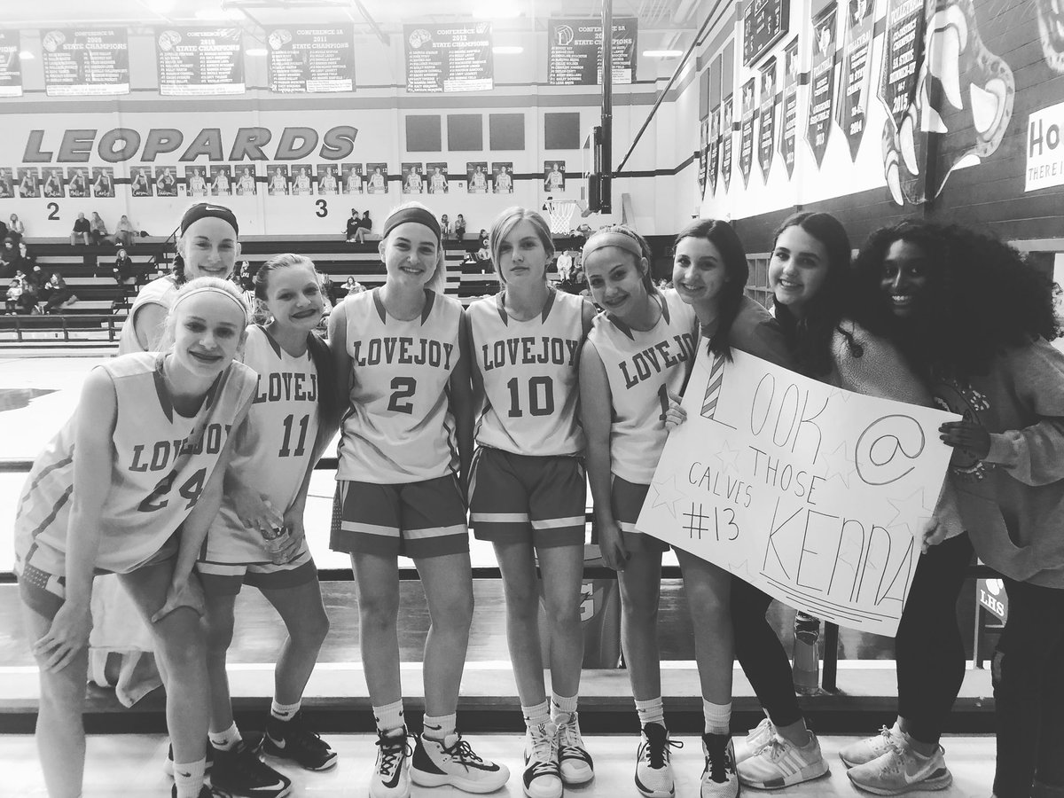 CoachChasteen's tweet photo. Finally got to see some of my middle school cuties play basketball ♥️🏀🖤 https://t.co/UY2j10qMPK