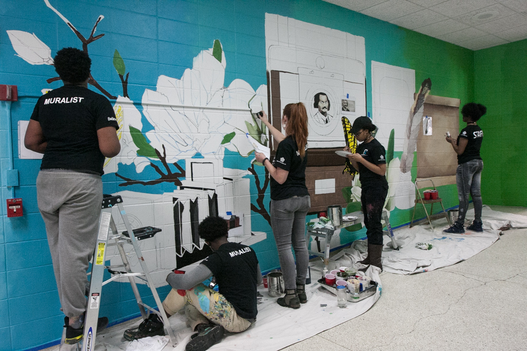 Sarah Rutherford (<a href="/MsShaftway/">Sarah C. Rutherford</a>) is doing more than beautifying our fair city, she's empowering it. Let me take you inside her studio and her outsized world tonight on <a href="/News_8/">News 8 WROC</a> at 11. #AdamInterviews #rocpaintdivision <a href="/hervoicecarries/">Her Voice Carries</a>