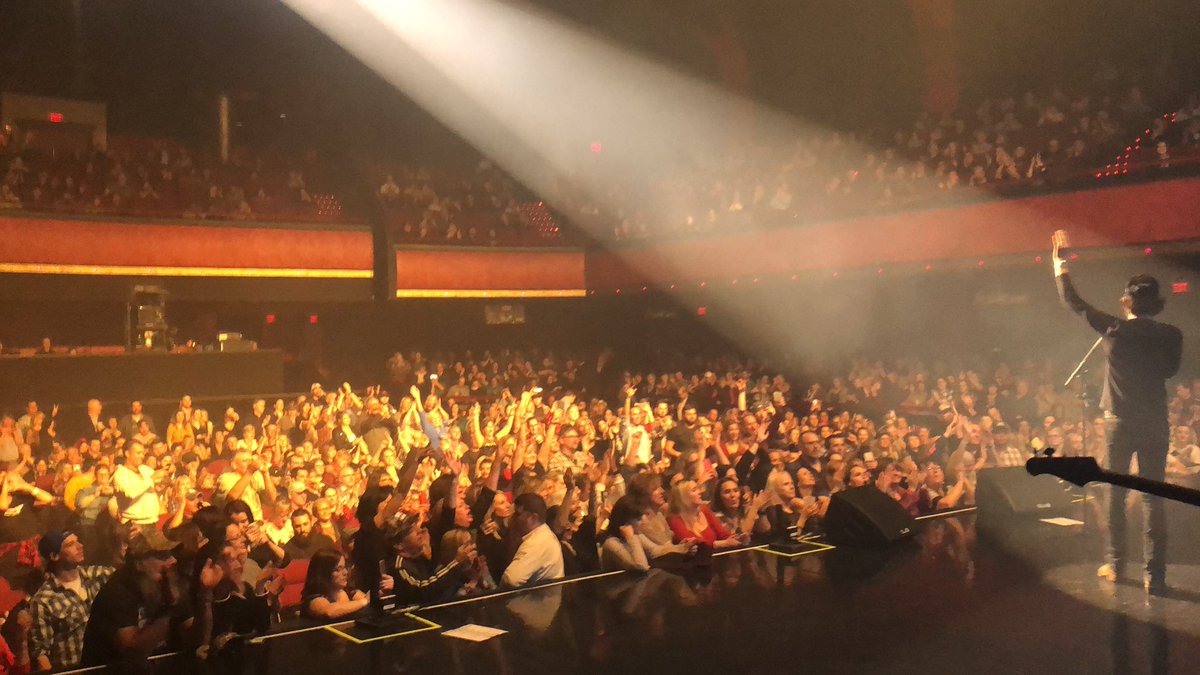 janson_chris's tweet photo. Thank you @fallsviewcasino #realfriendstour proud to be back in Canada https://t.co/ZzlCALCFz5