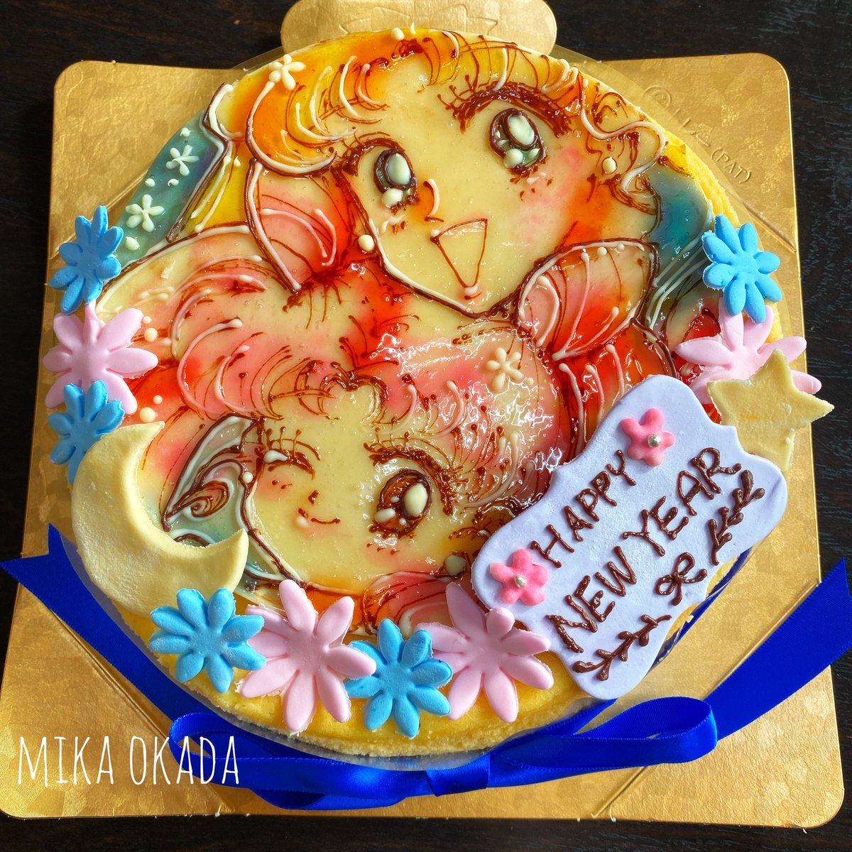 オカダ ミカ 手描きイラストケーキ A Twitter うさぎちゃんとちびうさの イラストケーキ 友達がお正月用にと頼んでくれたケーキです 可愛く仕上げられたかと思います いつもありがとう ケーキ イラストケーキ 月野うさぎ 美少女戦士セーラームーン