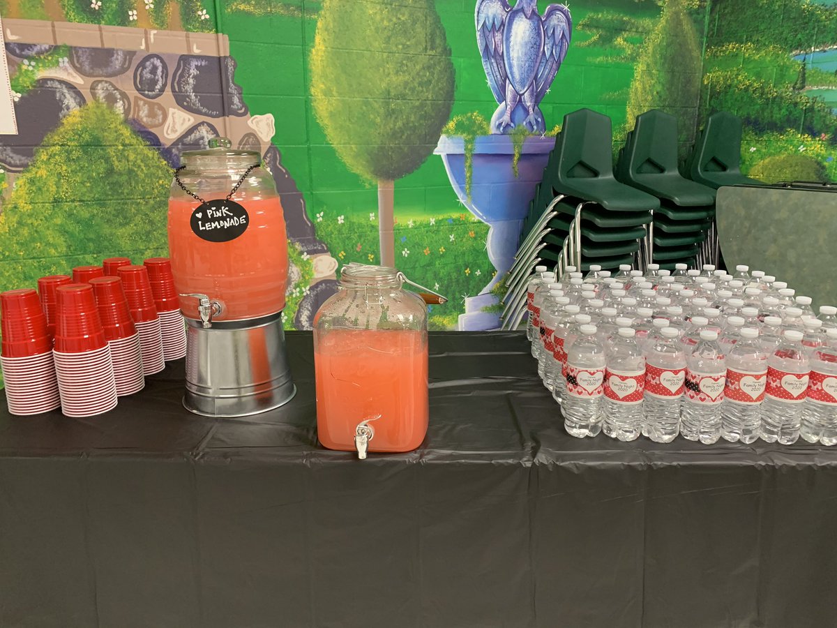 Fairway’s Adventure Club Family Night was filled with love ❤️ and pizza🍕 tonight! Thank you to Mrs. Gebhart and her incredible staff for organizing such a fantastic night! <a href="/FairwayElem/">Dr. Lorinda Krey</a> #FairwayFamily