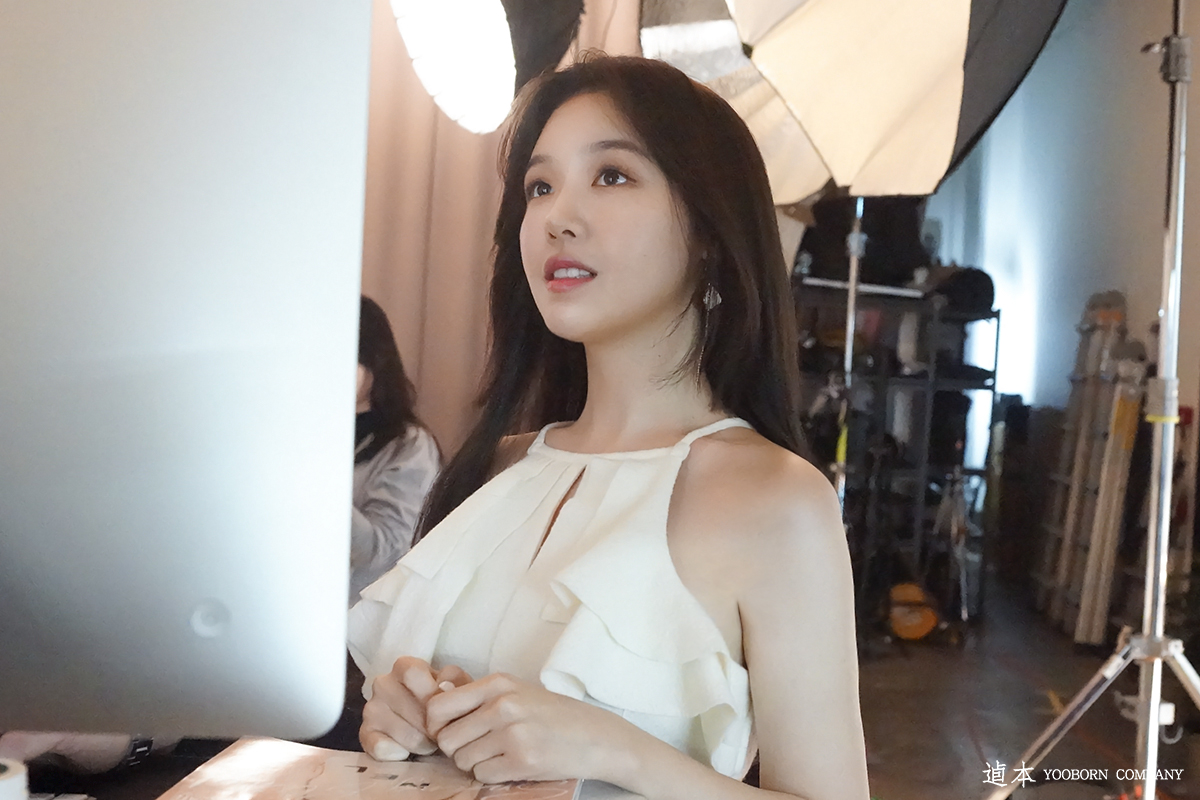 BangMinah_TH's tweet photo. @yooborn_company @Girls_Day_Minah [Official] 200130 Minah - magazine shooting (bts)

👸🥰❤️ https://t.co/M6e9obzIqS
