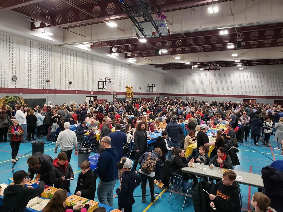 CofBCommunity's tweet image. A few people enjoyed soup last night @StLeonardsC soup challenge.