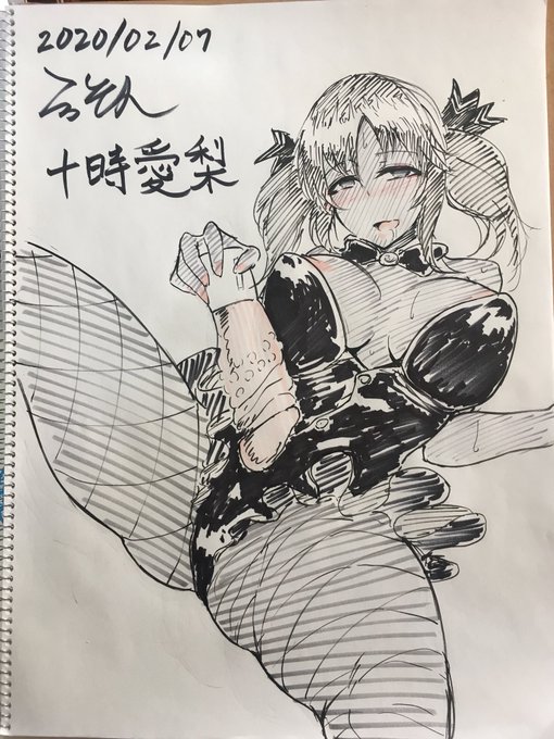 毎日スケブ28日目
黒ギャルバニーな十時愛梨ちゃん

髪の色黒く見えちゃうね
昨日のみぽりんの方が茶色っぽい
あとこの色ペン良いかも 