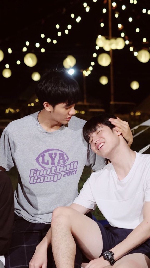 "And when you smile. The whole world stops and stares for a while”  #เตนิว