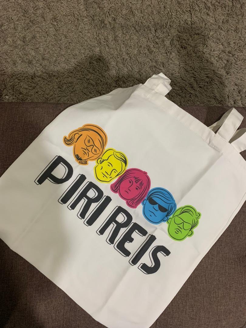 We have a new design for merch, available for T-shirt, Baby romper, pencilcase, metal straw case, totebag etc..

To purchase go to utariddistro.famsycustoms.com

The design will be remove in a month or two. 

#pirireispunx #skramz