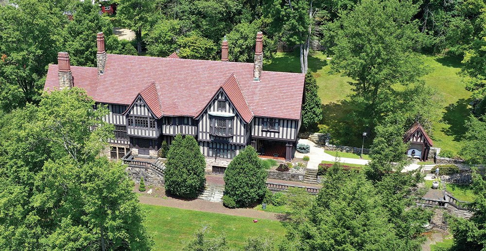 ANFVB1's tweet photo. Check out the feature story in the Winter edition of Pinpoint Pennsylvania: "Escape and Rejuvenate at Olmsted Manor Retreat Center" - The perfect location for group retreats, seminars, workshops, family getaways or a personal overnight adventure. https://t.co/APSy1H5N0r https://t.co/ntwutzbK6N