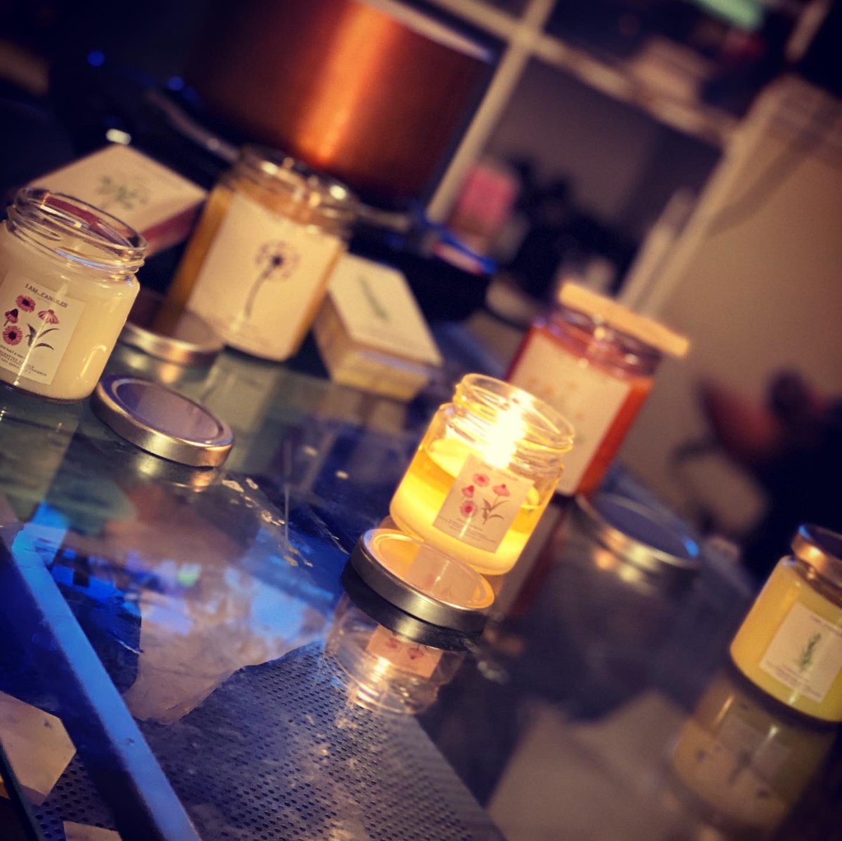 IAMCANDLES_'s tweet photo. 2019 was a big year for me! New job, New city, New life! It all became so overwhelming at times .... as the year ended I started to focus more on my spiritual health, mental and my physical enlightenment! 🌿🌗🌍🌻I would love to announce my new series “ Healthy Lifestyle “ https://t.co/mPESIkVgFn