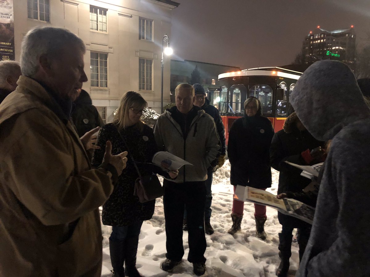 We had a blast tonight! What a great audience, including <a href="/MayorJoyceCraig/">Mayor Joyce Craig</a>! #mhtfitn <a href="/IntownManch/">Intown Manchester</a> <a href="/flymanchester/">Manchester-Boston Regional Airport</a> <a href="/PeterWhite_WMNH/">Tadpole 🟢🟡</a> <a href="/TheWeeklyDion/">The Weekly Dion</a> @WilhelmForNH <a href="/graychy/">Gray Chynoweth</a> @roundraven <a href="/Peddl_MHT/">Peddl_MHT</a> <a href="/BookeryMHT/">Bookery Manchester</a> @svfsc_ @staceyschall @dizscafe <a href="/grtrmanchester/">Manchester Chamber</a>