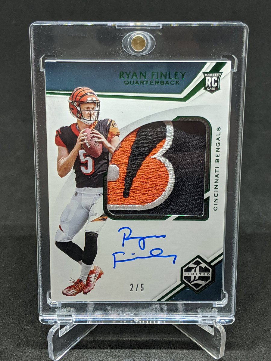 Ballcardxchange's tweet image. 🔥🔥🔥 case break of @PaniniAmerica Limited FB tonight on Exchanger Card Breaks! Jumbo RPA's galore! #customerpulls #paniniamerica #collect #thehobby #supportyourlcs @rbicru7 @SportsCardJunct @BrosInCards @jjallstarsports @Cardcollector2 @KentuckyCards @shopmeelypops