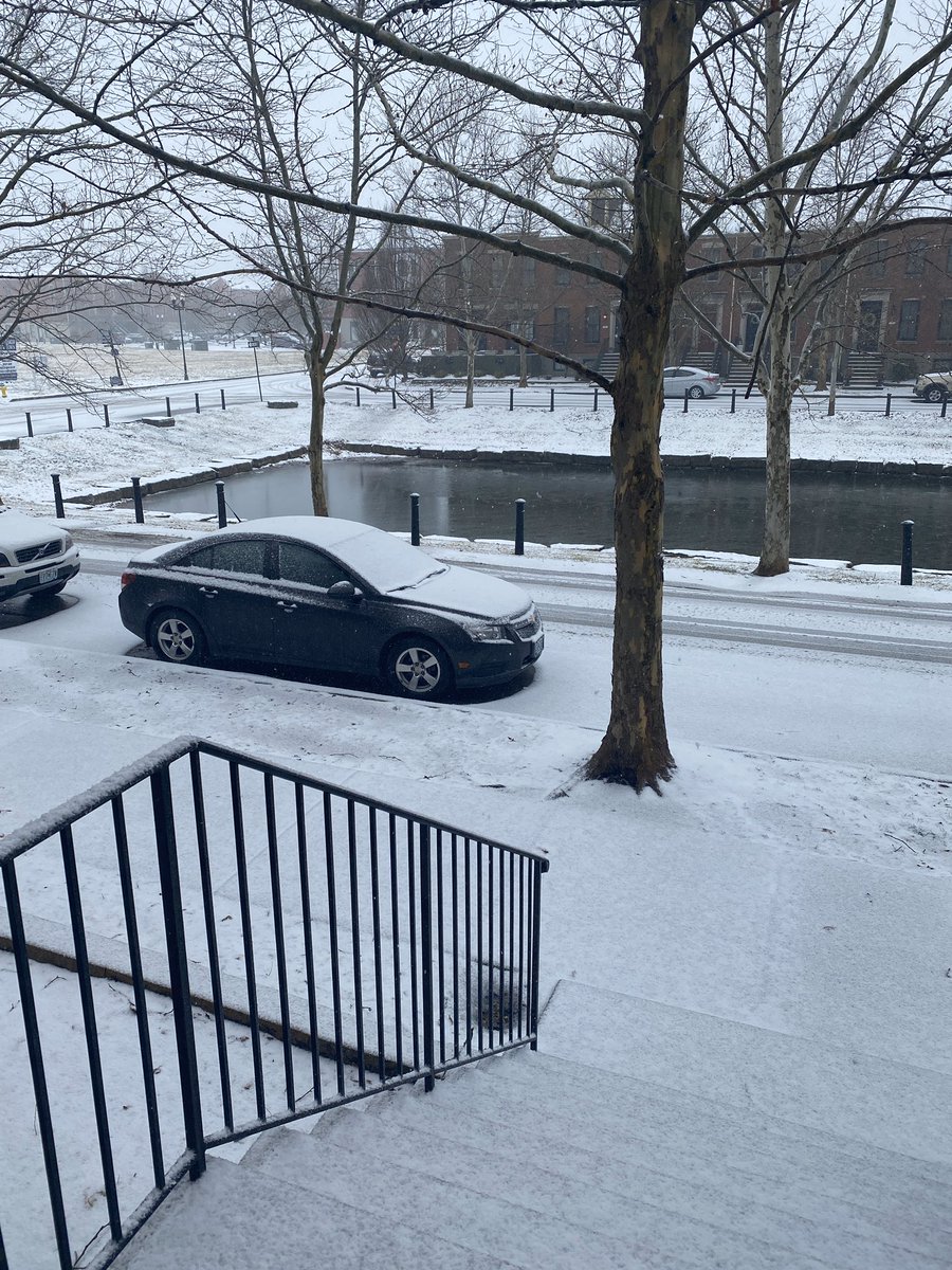 RobtEarlHouston's tweet photo. Nothing like winter in St. Charles, MO https://t.co/tJ5VpnUi8L