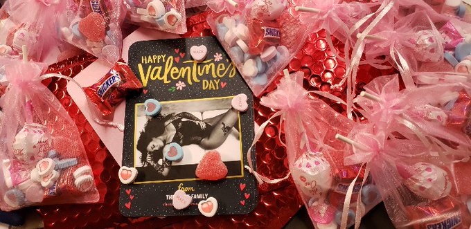 Personalized Valentines at https://t.co/ehCpq5XfWc https://t.co/y7i14APoVM