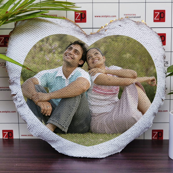 Zestpics's tweet photo. Personalised Magic Pillow is a unique way of gifting 🎁
https://t.co/tgeMVX04L8
.
.
.
.
.
#magic #magicpillow #magiccushion #heartpillow #valentinepillow #lovepillow #cushions #pillowdesigns #valentines #customizedcushions #valentinegifts #valentinegiftideas https://t.co/fEE2ONO77V