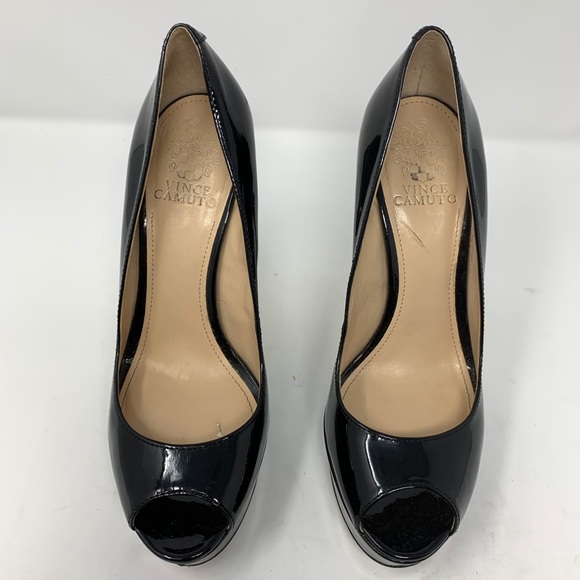 bettyhilario20's tweet photo. So good I had to share! Check out all the items I'm loving on @Poshmarkapp from @CBAlleman #poshmark #fashion #style #shopmycloset #vincecamuto #chicos #coldwatercreek: https://t.co/HWlHOkUUce https://t.co/qlxMU8SPQl
