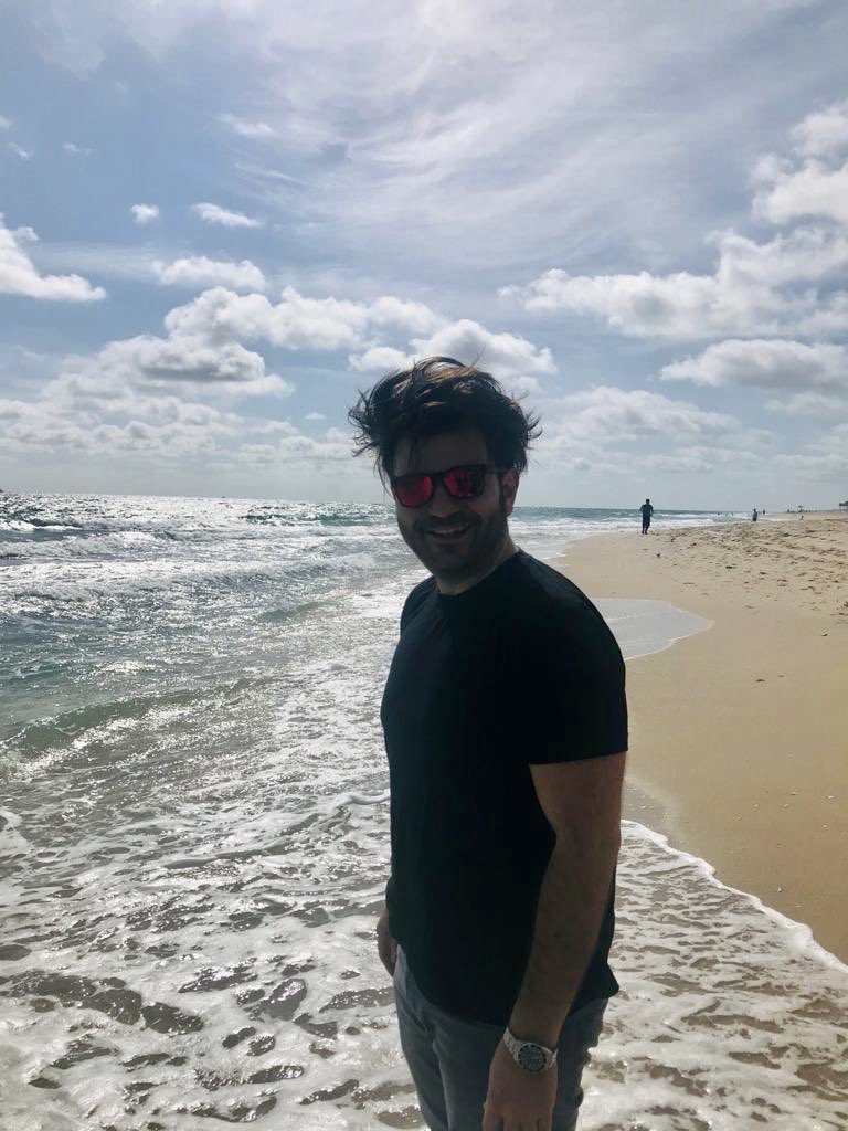 ensemble_4_1's tweet photo. Finally we made our way to the ocean, had a wonderful concert and a reunion with the Godfather of Unsung Composers - thanks for everything #palmbeach and Society of the Four Arts!! #pianowindtet #avnerdorman https://t.co/Sb7RSIvbiW