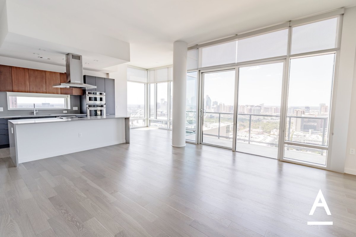 LiveDallasApts's tweet photo. That good lighting makes it an even harder decision?!π₯ππ #Dallas #DallasApartments #blogger #UptownDallas #Realtor #livedallas https://t.co/TNljhXijnt
