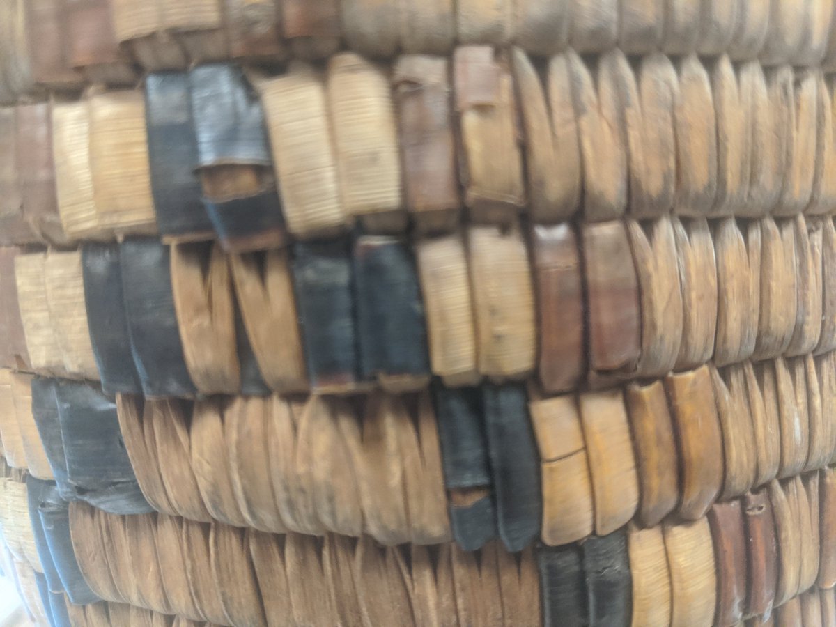 UVicSC's tweet image. In the classroom: Exploring the Role of the Artist with faculty &amp;amp; students from @VISchoolArt #objectbasedlearning #artistsarchives