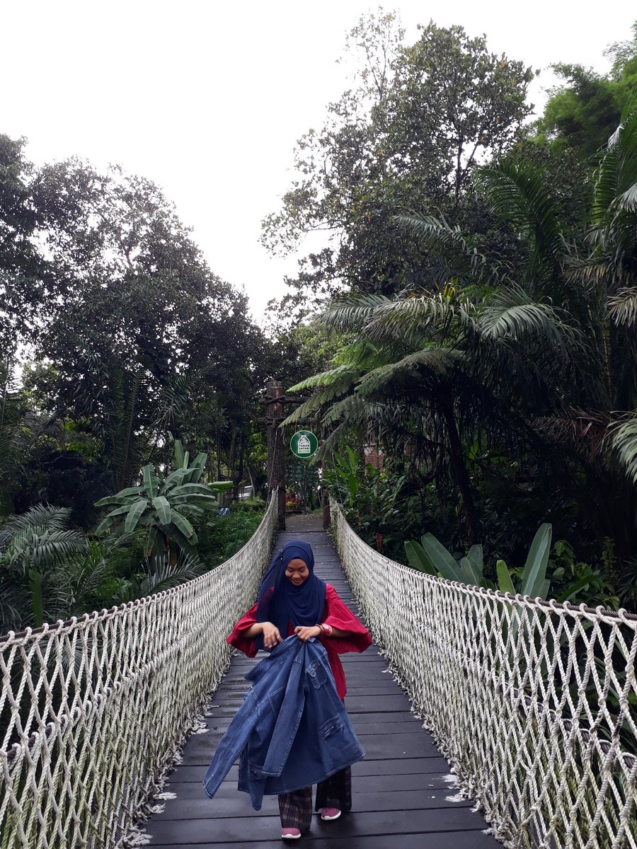 MustasyaA's tweet photo. SEMANGAT 
kadang kata kata sesederhana itu bisa mengubah segalanya bahkan itu sangat berarti bagi seseorang yg membutuhkan https://t.co/QAo14ywZh3