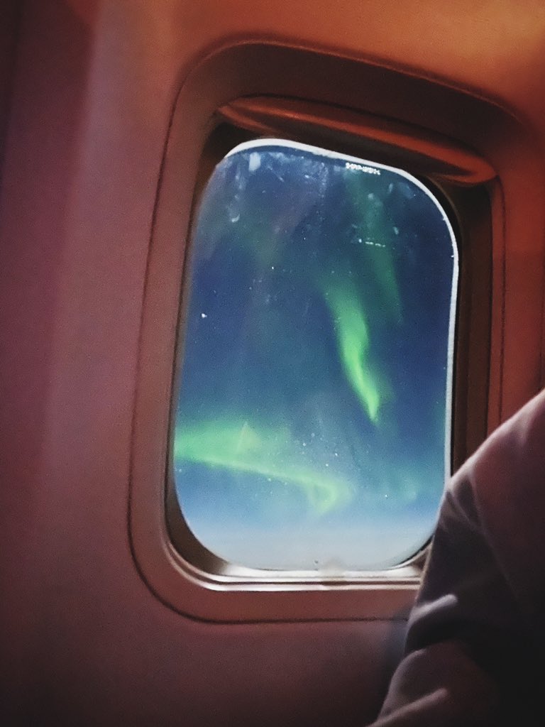 LukeKorns's tweet image. LOOK AT THE VIEW FROM MY AIRPLANE WINDOW!!!! IM CURRENTLY FREAKING OUT AND EVERYONE ON THIS FLIGHT IS ACTING LIKE THIS IS NORMAL!!