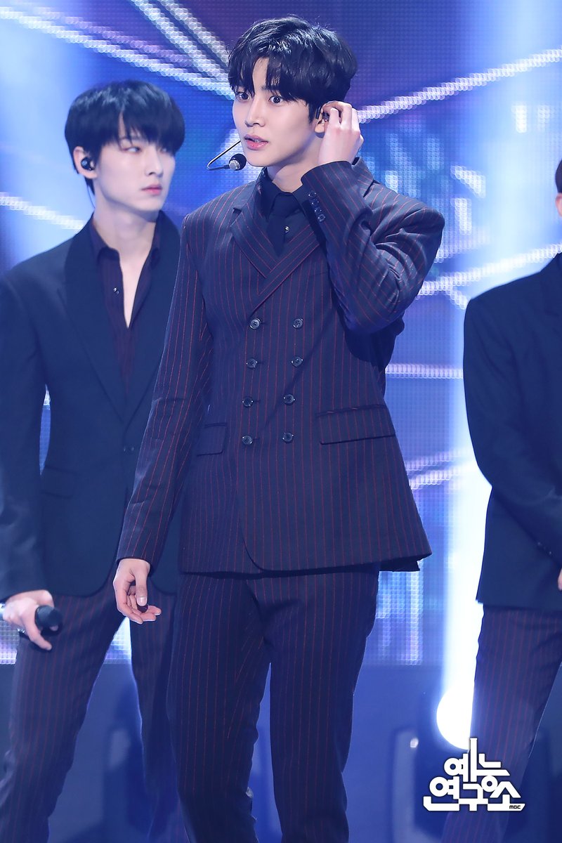 MBC_entertain's tweet photo. 판타지들 비타민 셒구 현장포토 보러오세요우💊
굿가이 막방 현포,,, 천천히 봐,, 놓치지 마,,😭
📷☞https://t.co/q2KfrWIrDM
190201 #쇼음악중심 #음중 #SF9 #에스에프나인 #GoodGuy #굿가이 @SF9_FANCLUB https://t.co/3CnQeuWOSU