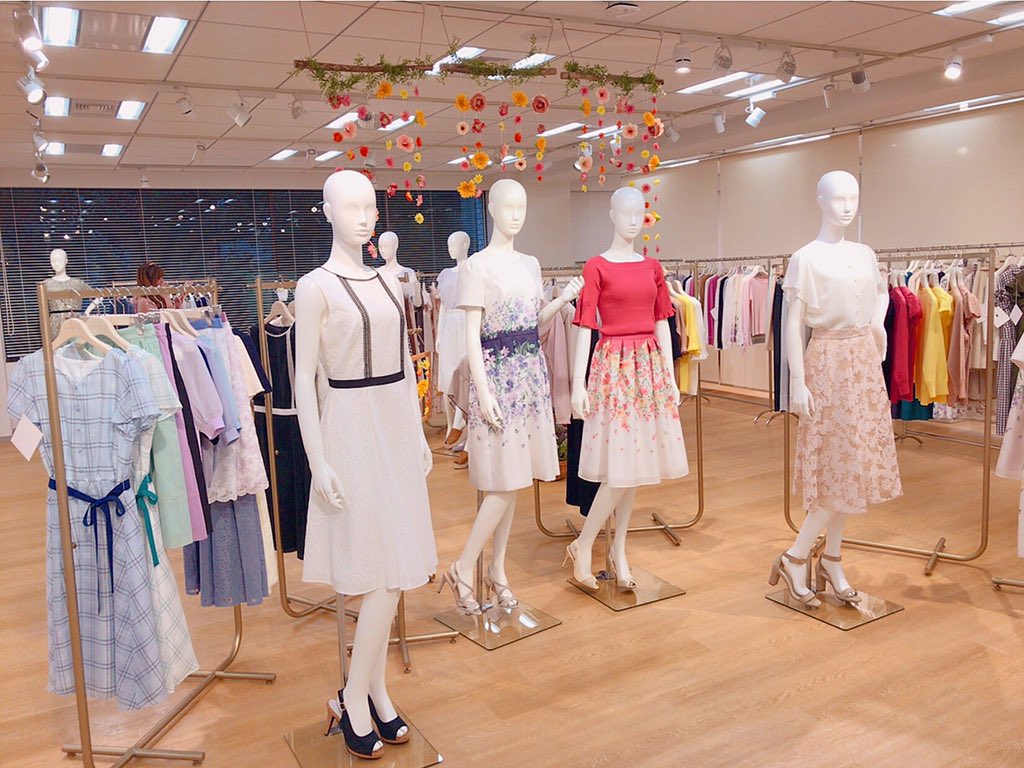 Chisato Pa Twitter レッセパッセ デビュードフィオレss合同展示会