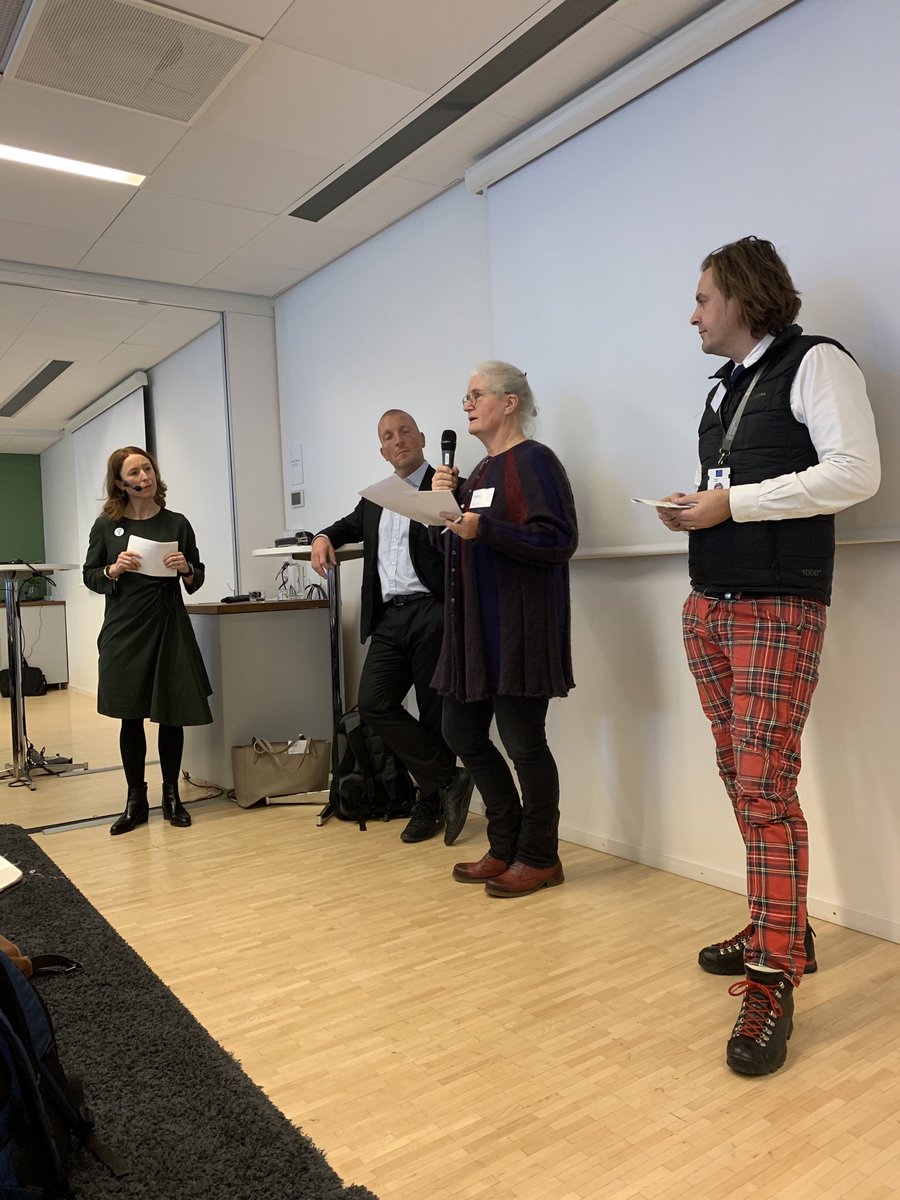 EnergiRaft's tweet photo. Idag hade jag förmånen att få moderera ⁦@Energi_mynd⁩ superintressanta seminarium på tema energiomställning och vägen mot ett hållbart samhälle. Kloka ⁦@FabianLevihn⁩ med flera i panelen! #energiomställning #hållbarhet #energieffektivisering https://t.co/r47fEDU6F7
