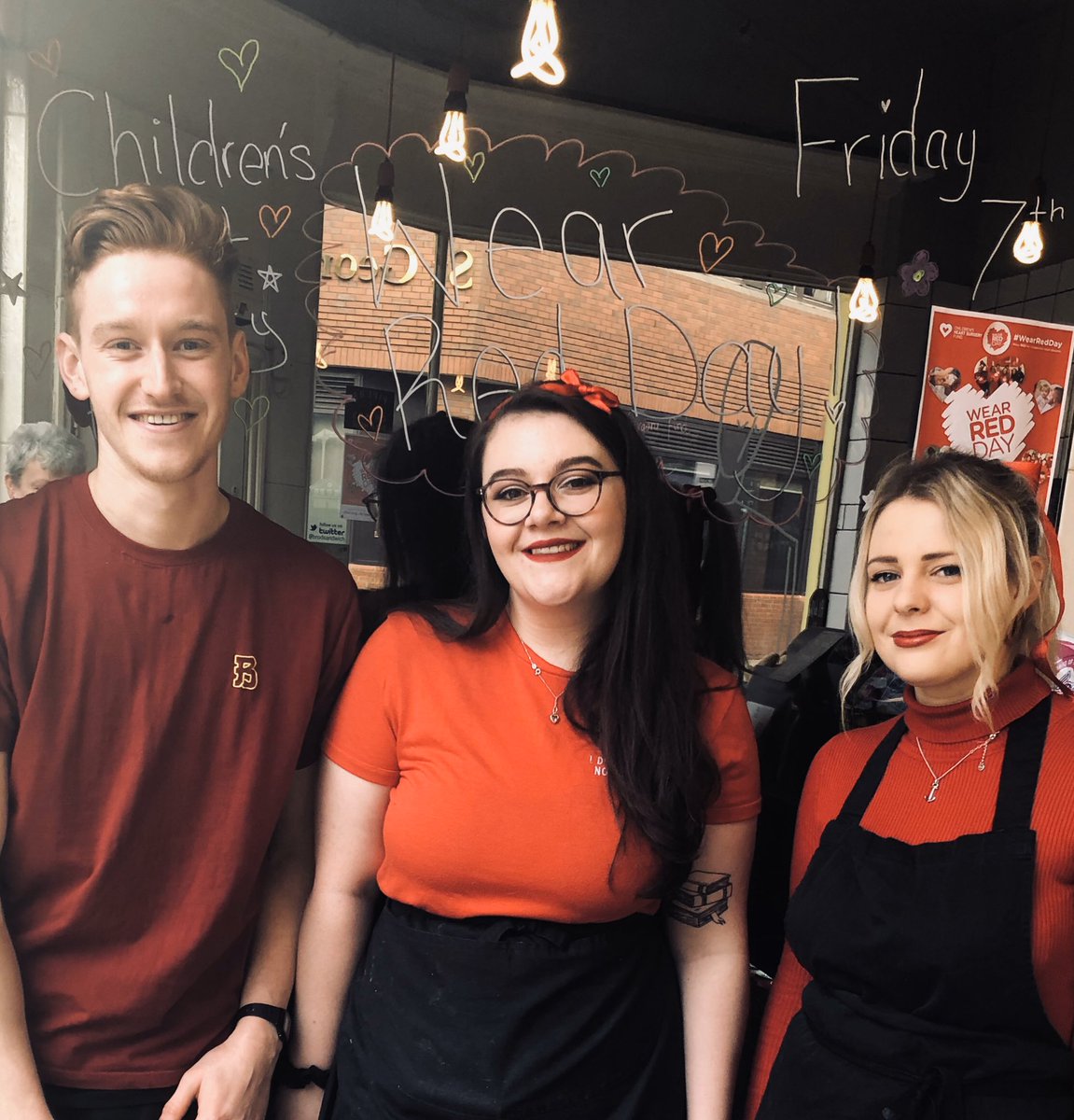 We’re supporting #wearredday ! All day we’ll be raising money for @CHSurgeryFund so please call in
#leeds #charity #brodsandwichbar #childrensheartsurgeryfund #leedscharity #fundraiser #fundraising #leedscentre