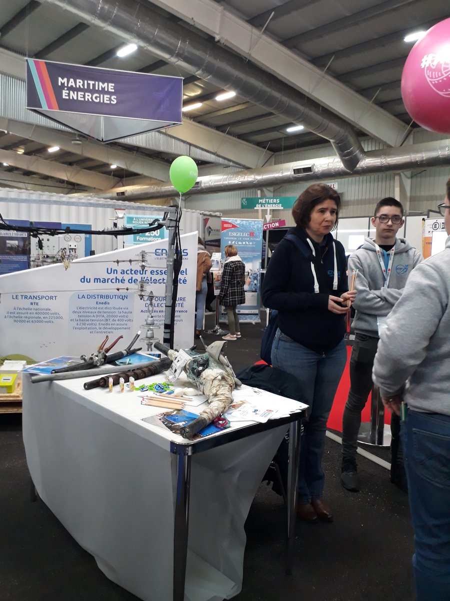 #EnDirect 2ème jour de présence pour @Enedis en #SeineMaritime :  Plus que fière de vous présenter nos métiers techniques. Nous recrutons des alternants de bac pro à bac +5  sur toute la Normandie. Rejoignez-nous sur notre stand  😁 au Parc Expo de #Rouen.  #alternances